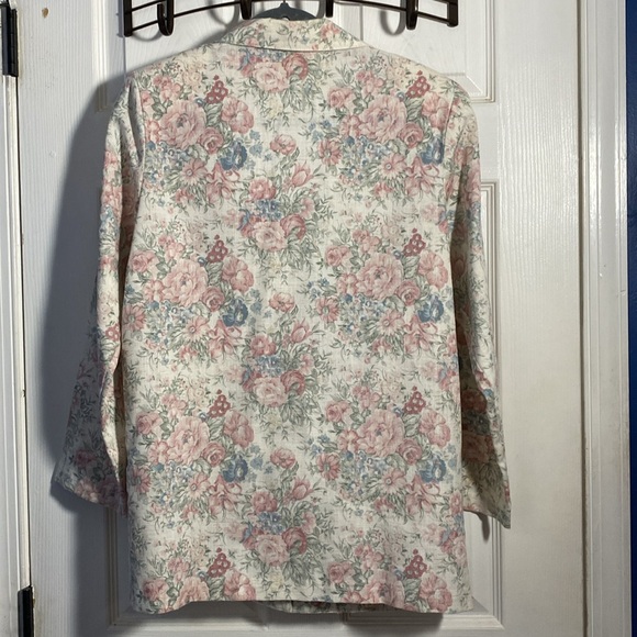 Vintage TR Bentley Blazer, Pastel Floral Size 9/10 - Picture 2 of 6
